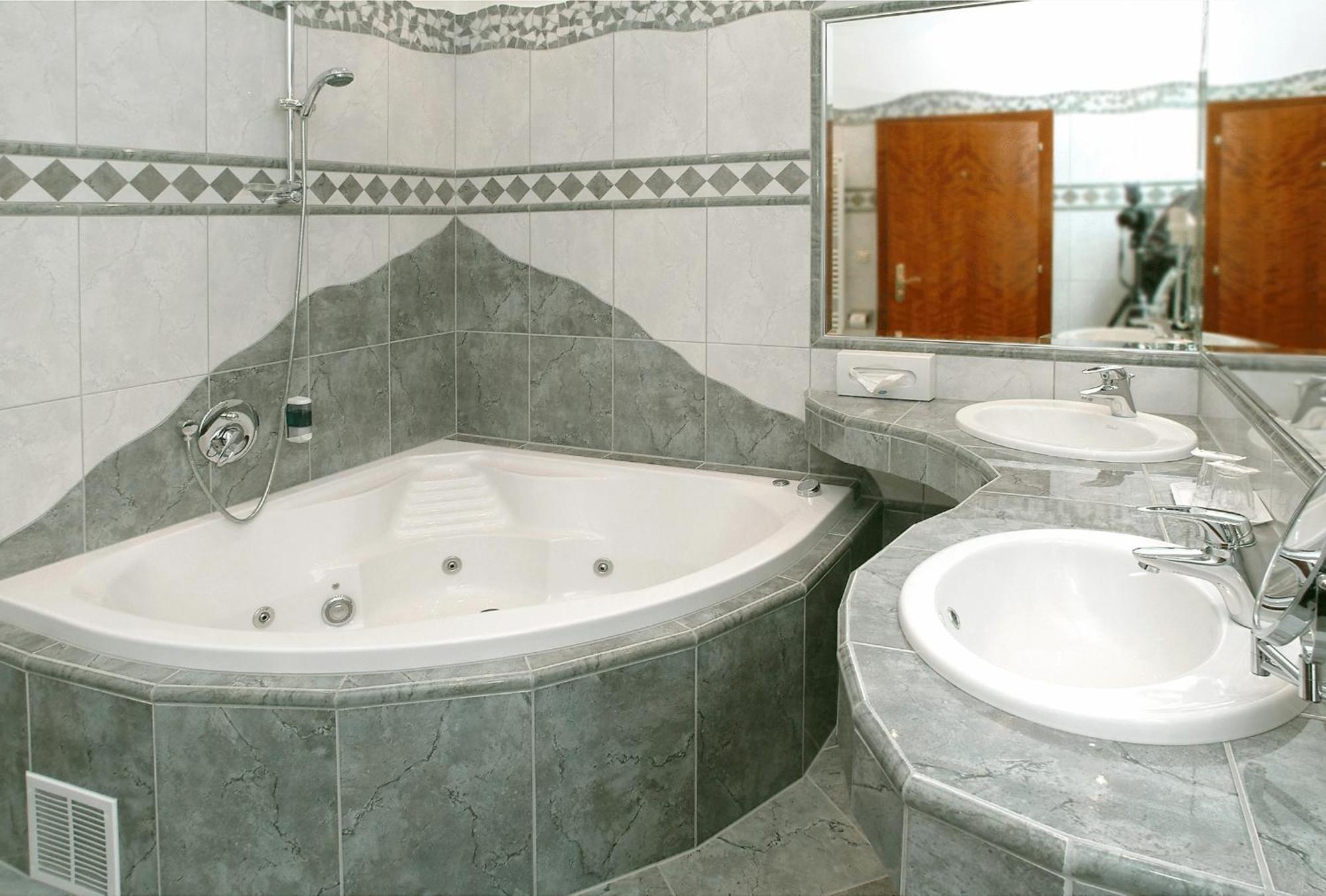Altstadt Hotel Mosser Villach Oda fotoğraf
