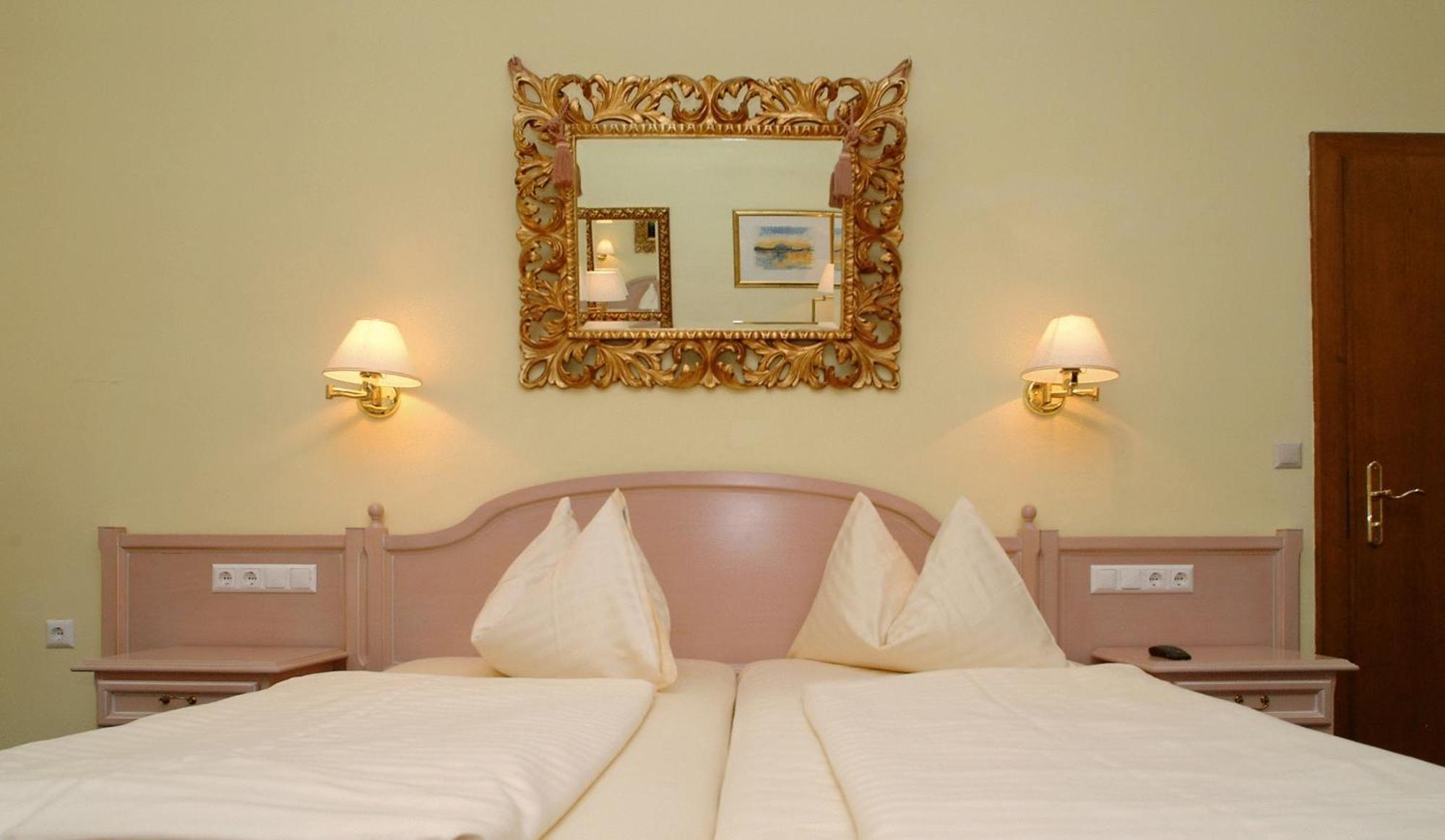 Altstadt Hotel Mosser Villach Oda fotoğraf