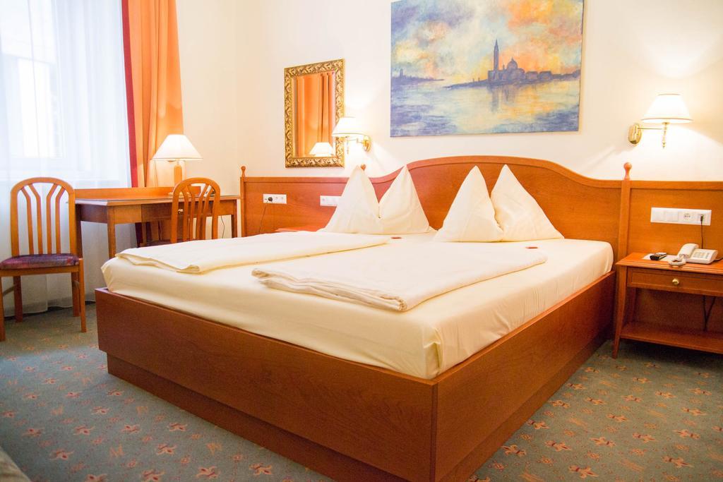 Altstadt Hotel Mosser Villach Dış mekan fotoğraf