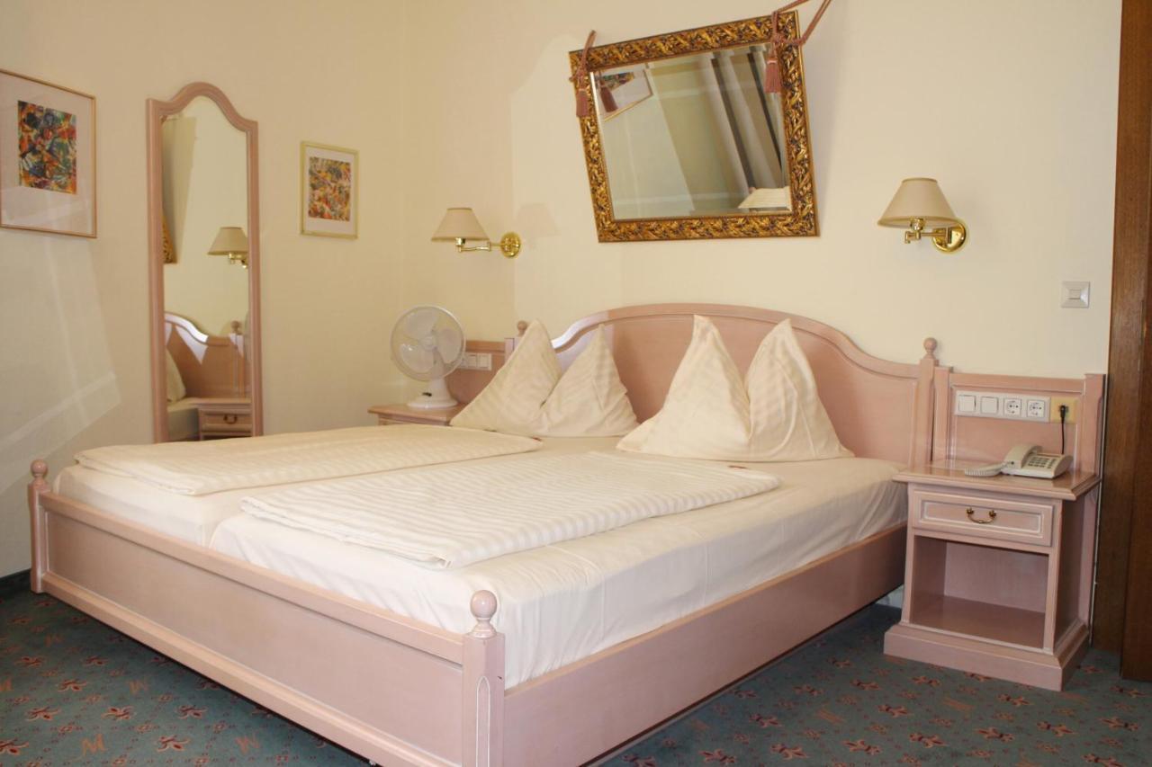 Altstadt Hotel Mosser Villach Oda fotoğraf